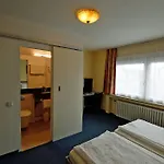 Wiedenhof Отель