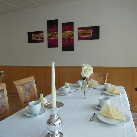 Wiedenhof Hotel 2*