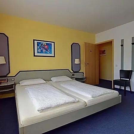 Hotel Wiedenhof 2*