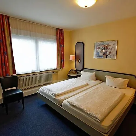 Wiedenhof 2* Hilden