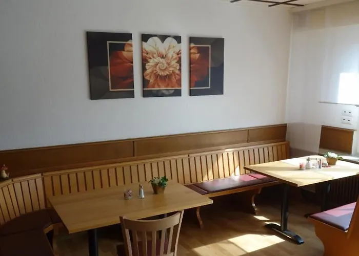 Wiedenhof فندق هيلدن